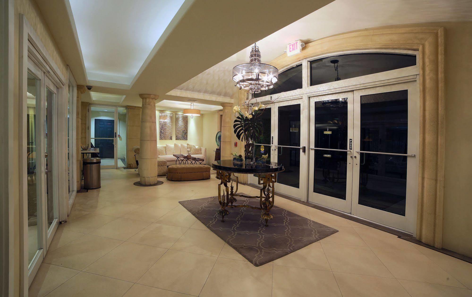 Lauderdale-by-the-Sea The Sea Lord Hotel & Suites (Adults Only) מראה חיצוני תמונה