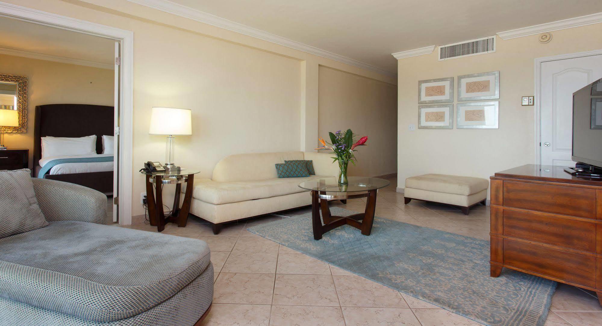 Lauderdale-by-the-Sea The Sea Lord Hotel & Suites (Adults Only) מראה חיצוני תמונה