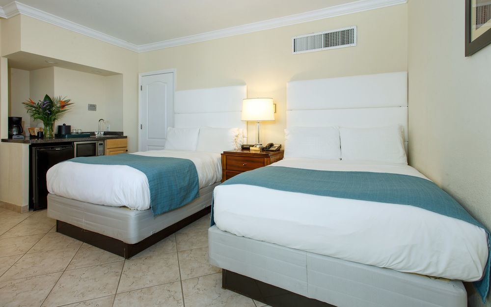 Lauderdale-by-the-Sea The Sea Lord Hotel & Suites (Adults Only) מראה חיצוני תמונה